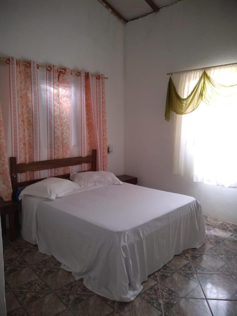 Cantinho Do Ronca Hotel Araquari Buitenkant foto